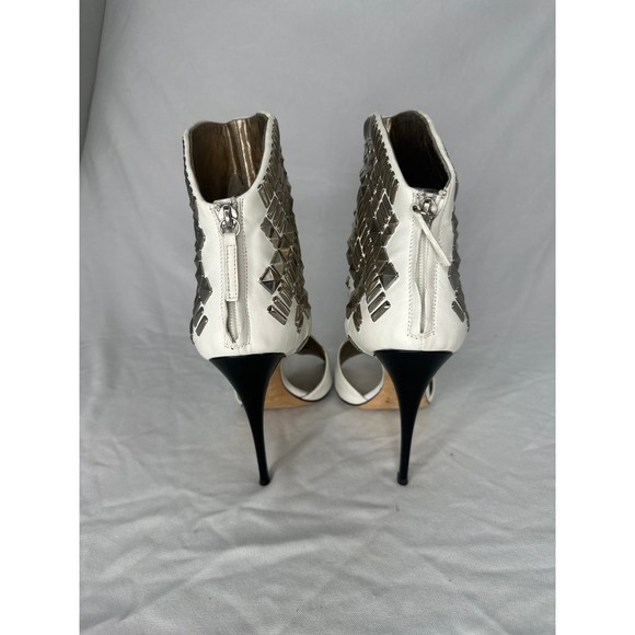 Giuseppe Zanotti Studded Cut out Booties - Picture 3 of 9